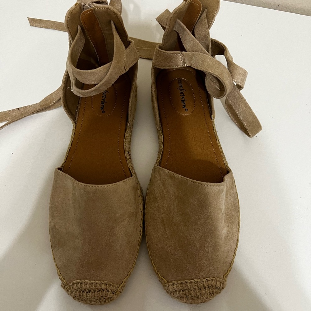 comfortview Tan Suede Espadrille Tie Sandals